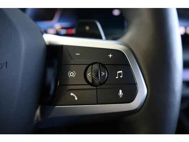 BMW 1 Serie 120 2024 Benzine 27