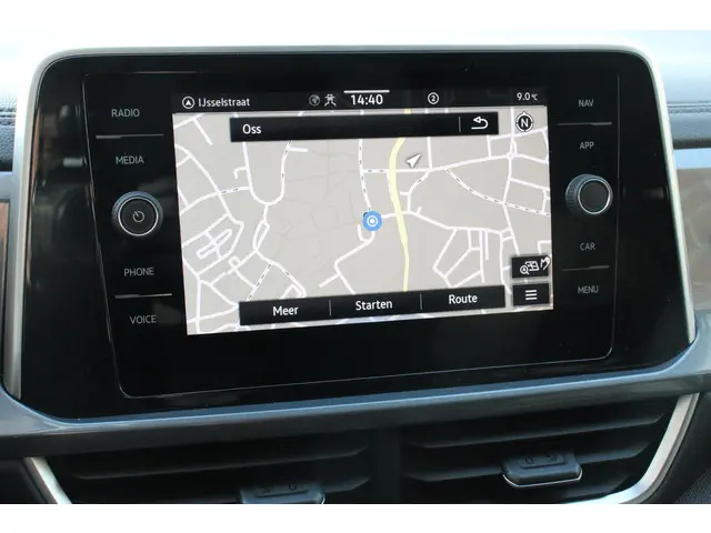 Volkswagen T-Roc 1.5 TSI DSG Style 2023 Benzine 24