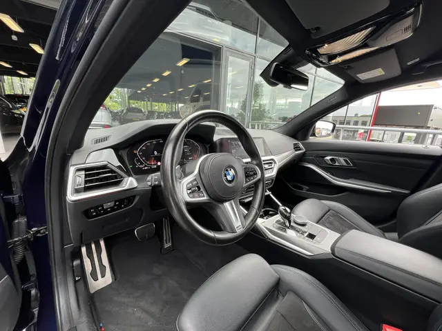 BMW 3 Serie 318i M-Sport Business Edition 2021 Benzine 25