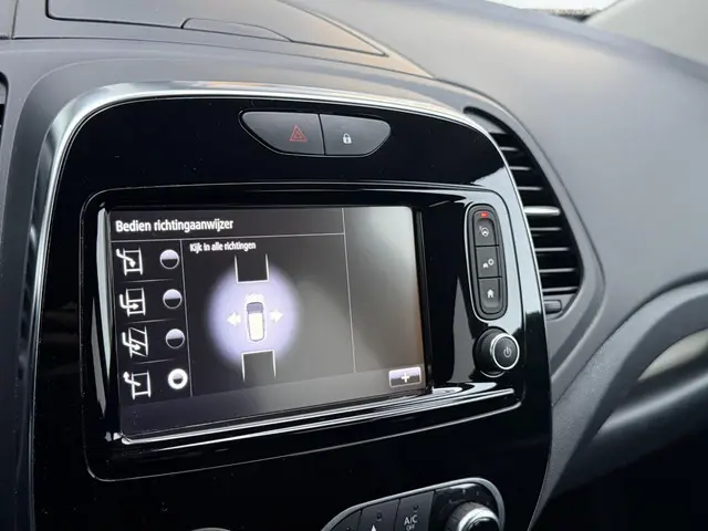 Renault Captur 1.2 TCe Intens 2017 Benzine 25