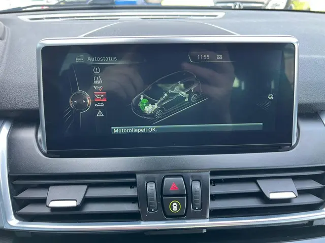 BMW 2 Serie Active Tourer 225xe 2015 Hybride Benzine 22