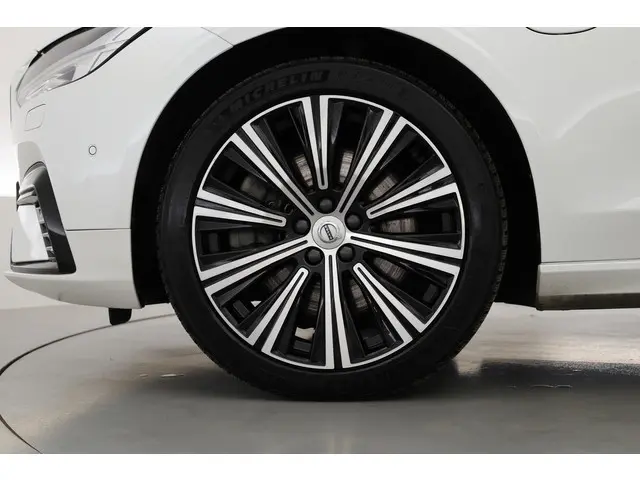 Volvo V90 2.0 T8 Recharge R-Design 2022 Hybride Benzine 34