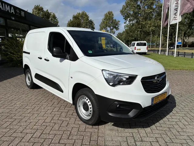 Opel Combo 1.5 Turbo 102Pk L1H1 Edition 2022 Diesel 3