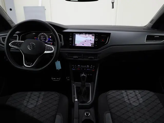 Volkswagen Polo 1.0TSI/95PK R-Line DSG 2025 Benzine 4