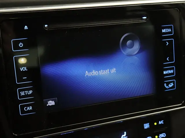 Toyota Auris 1.8 Hybrid Dynamic 2017 Hybride Benzine 26