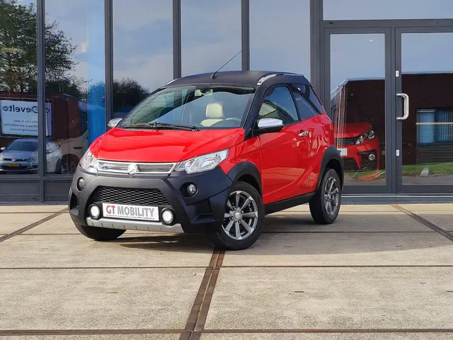 Aixam Crossline Brommobiel 2018 Diesel 12