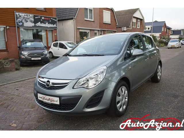Opel Corsa 1.4-16V 2012 Benzine