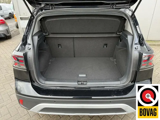 Volkswagen T-Cross 1.0 TSI R-Line Business 2024 Benzine 10