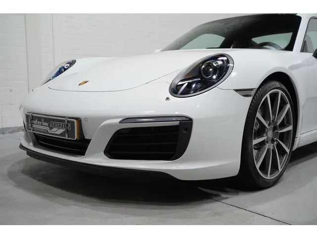 Porsche 911 3.0 Carrera S 2017 Benzine 23
