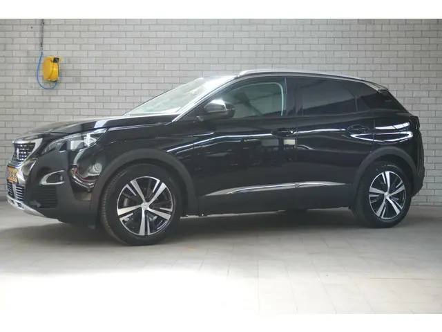 Peugeot 3008 1.2 PureTech Allure 2019 Benzine 2