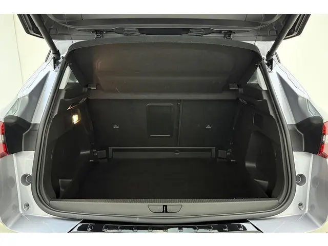 Opel Grandland 1.2 Turbo GS Line 2024 Benzine 3