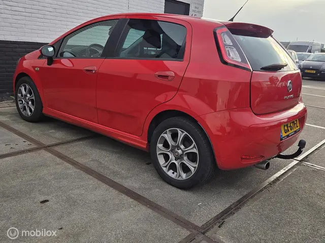 Fiat Punto Evo 0.9 TwinAir Lounge - Airco - Nap - 2015 Benzine 8