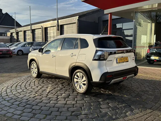 Suzuki S-Cross 1.5 Hybrid Select 2024 Hybride Benzine 3