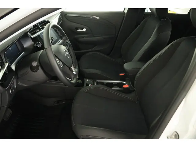 Opel Corsa-e Elegance 50 kWh 2023 Elektrisch 6