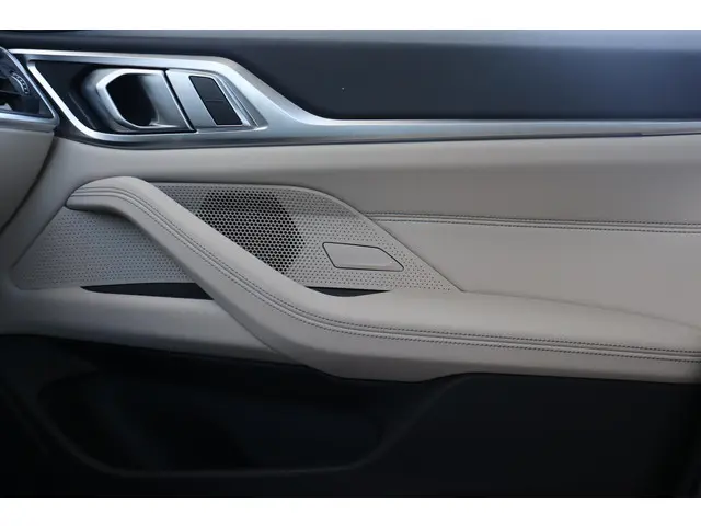BMW i4 eDrive40 High Executive 84 kWh 2022 Elektrisch 30