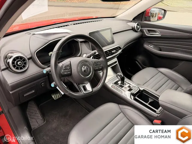 MG EHS 1.5 TGDI Luxury 2023 Hybride Benzine 8