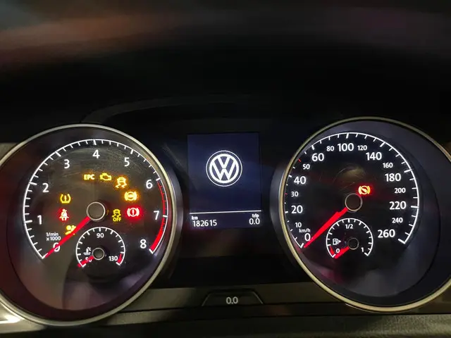 Volkswagen Golf 1.0 TSI Comfortline 2017 Benzine 7