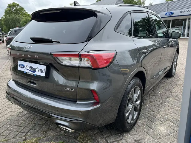 Ford Kuga 2.5 PHEV ST-Line X 2024 Hybride Benzine 7