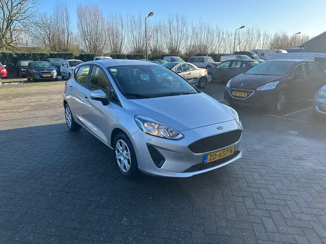 Ford Fiesta 1.1 Trend , navigatie , airco 2019 Benzine 2