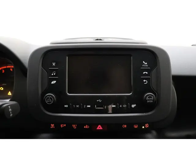 Fiat Panda 1.0 Hybrid Urban 2024 Benzine 20