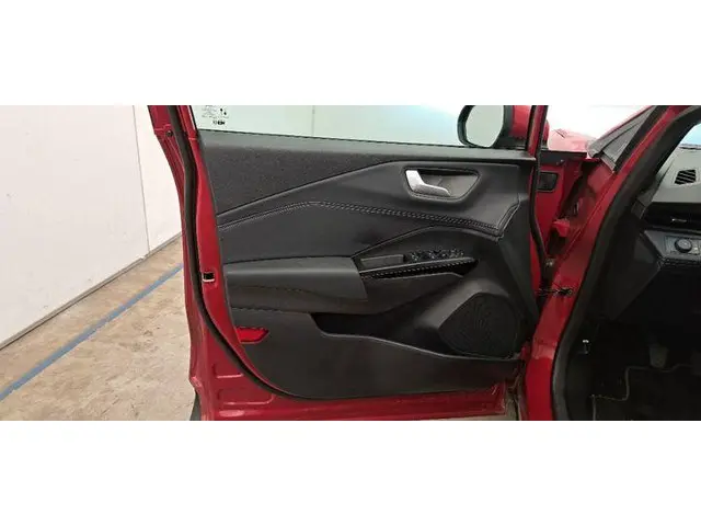 Ford Puma 1.0 EcoBoost Hybrid Titanium 2024 Benzine 7