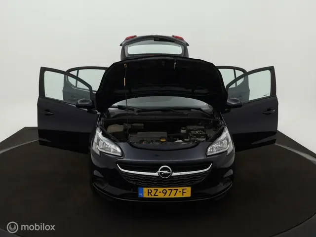 Opel Corsa 1.4 Online Edition 2018 Benzine 24