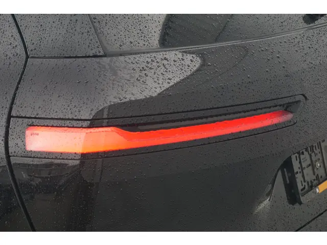 BMW iX xDrive40 2022 Elektrisch 8