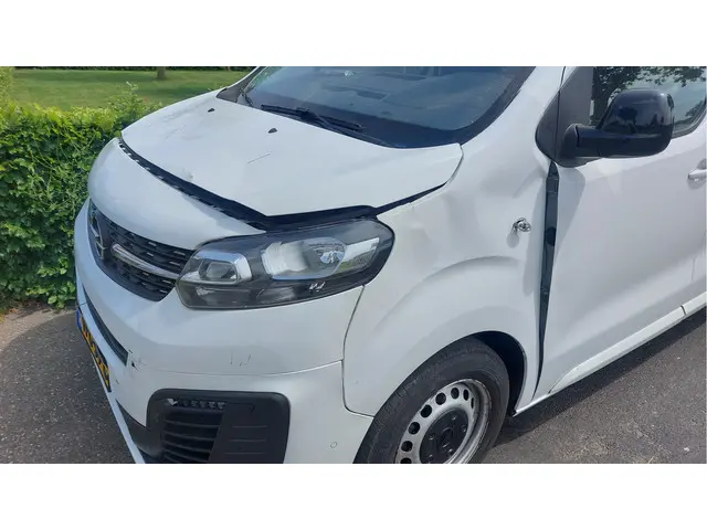 Opel Vivaro 2.0 CDTI L2H1 Edition 2021 Diesel 18