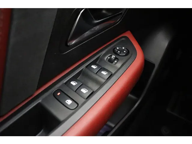 Citroën ë-C4 Shine 50 kWh 2021 Elektrisch 20