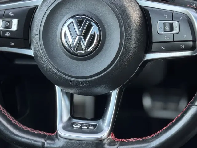 Volkswagen Golf 2.0 TSI GTI Performance 2015 Benzine 22