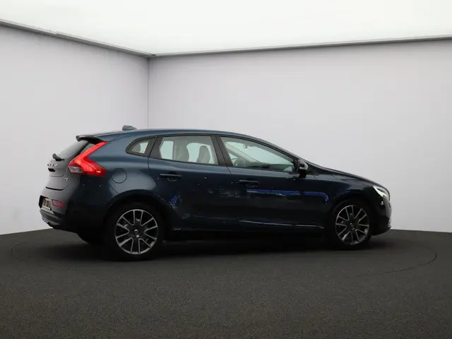 Volvo V40 2.0 T2 Nordic+ 2016 Benzine 21
