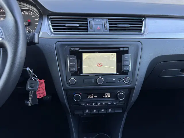 SEAT Toledo 1.2 TSI Style Business 2016 Benzine 16