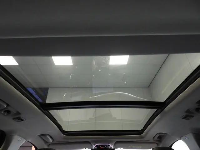 Lynk & Co 01 1.5 PHEV BlackLine 2023 Hybride Benzine 23