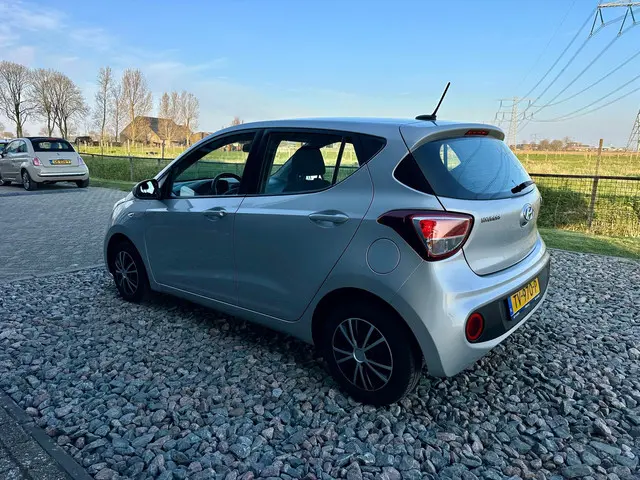 Hyundai i10 1.0i Comfort 2019 Benzine 8