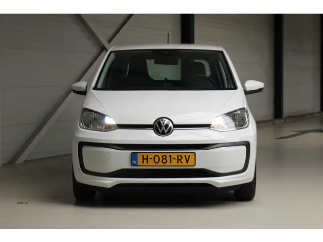 Volkswagen up! 1.0 2020 Benzine 2