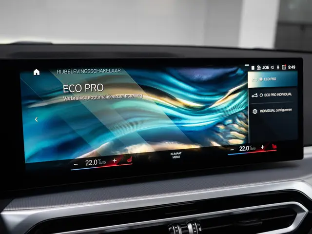 BMW 3 Serie Sedan 320i 2025 Benzine 22