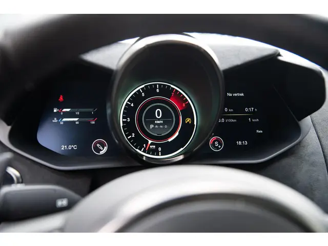 Aston Martin V8 Vantage 4.0 2018 Benzine 33