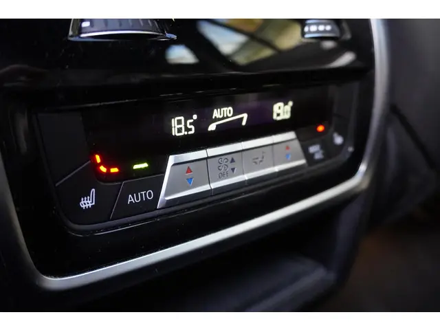 BMW X5 xDrive45e 2019 Hybride Benzine 17