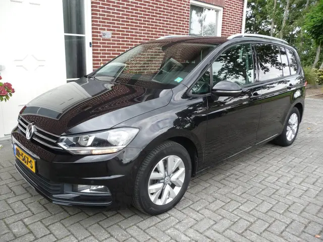 Volkswagen Touran 1.6 TDI SCR Comfortline 7p 2015 Diesel