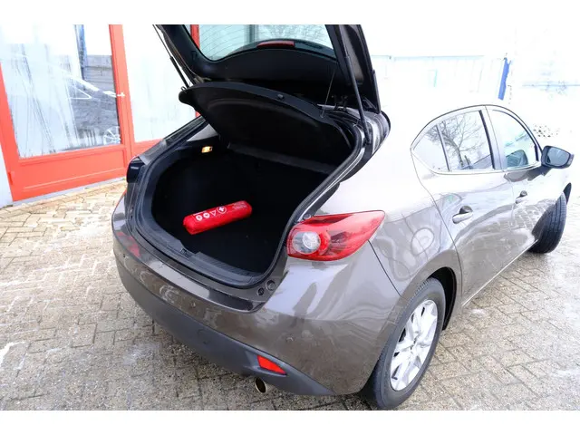 Mazda 3 2.0 TS+ Xenon|Nav|Clima|Stoelverw|LMV 2014 Benzine 9