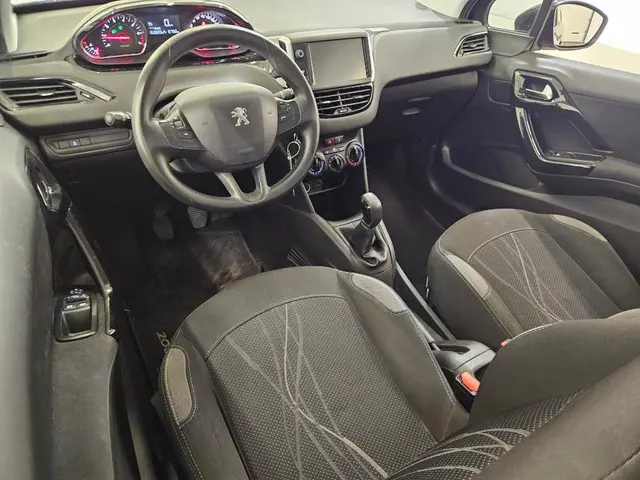 Peugeot 208 1.0 VTi Active 2012 Benzine 7