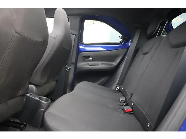 Toyota Aygo X 1.0 VVT-i AIR PLAY AUTOMAAT 2024 Benzine 8