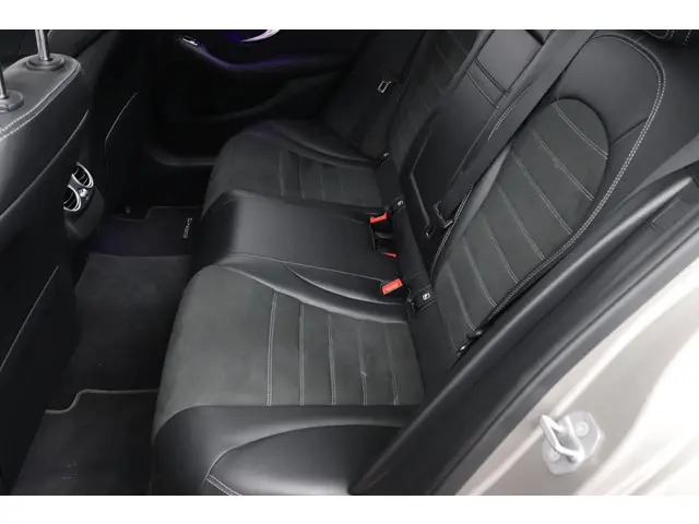 Mercedes-Benz C-Klasse Estate 180 AMG Line 2021 Benzine 8
