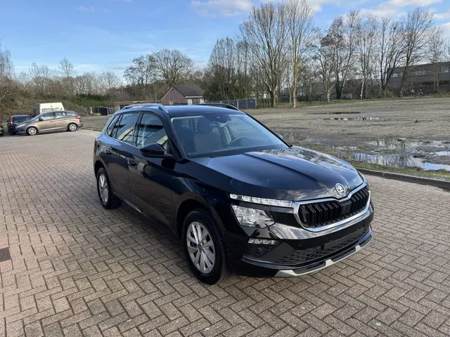 Škoda Kamiq 1.0 TSI Business Edition 2025 Benzine 2