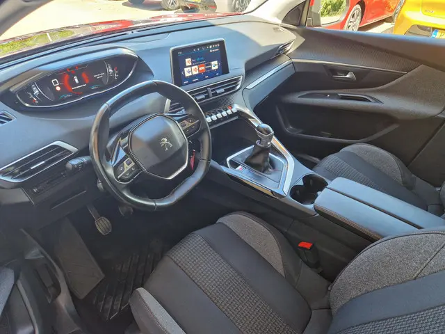 Peugeot 3008 1.2T Automaat 130pk Active 2019 Benzine 5