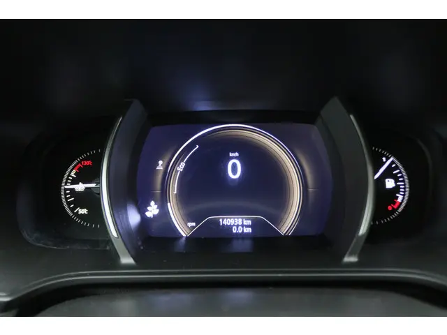 Renault Mégane Estate 1.3 TCe Limited 2019 Benzine 4