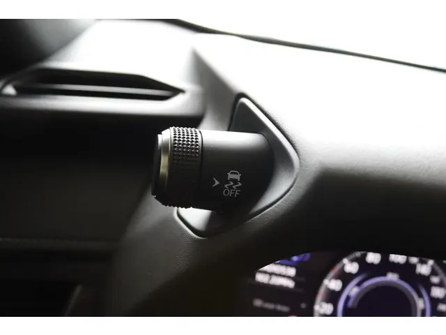 Lexus UX 250h Preference Line 2022 Hybride Benzine 38