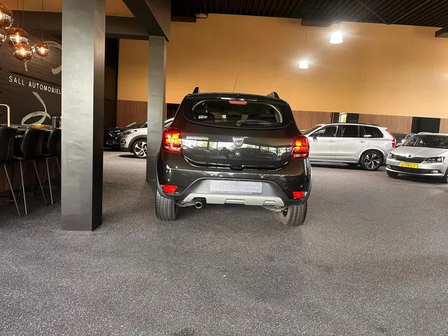 Dacia Sandero Stepway 0.9 TCe SL 2019 Benzine 7