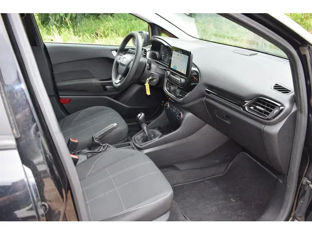Ford Fiesta 1.1 Trend 2018 Benzine 31