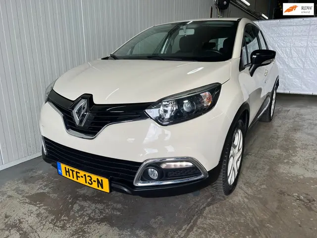 Renault Captur 0.9 TCe Expression 2016 Benzine